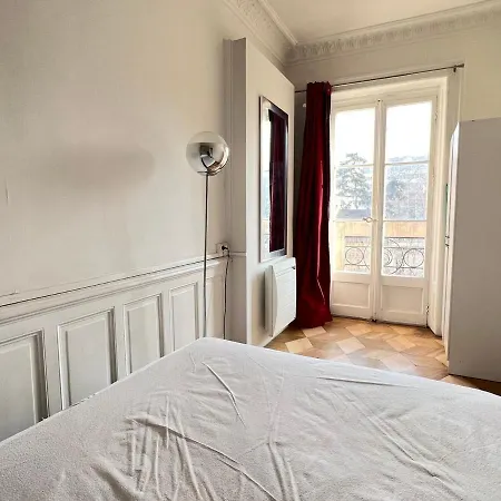 T1 Moderne, Cosy Au Centre-ville D'aix-les-bains, Proche Des Thermes Et Commerces! - Fr-1-555-33 * Aix-les-Bains